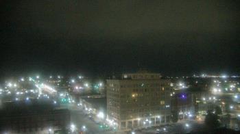 Weather camera view of First National Bank-Hutchinson.